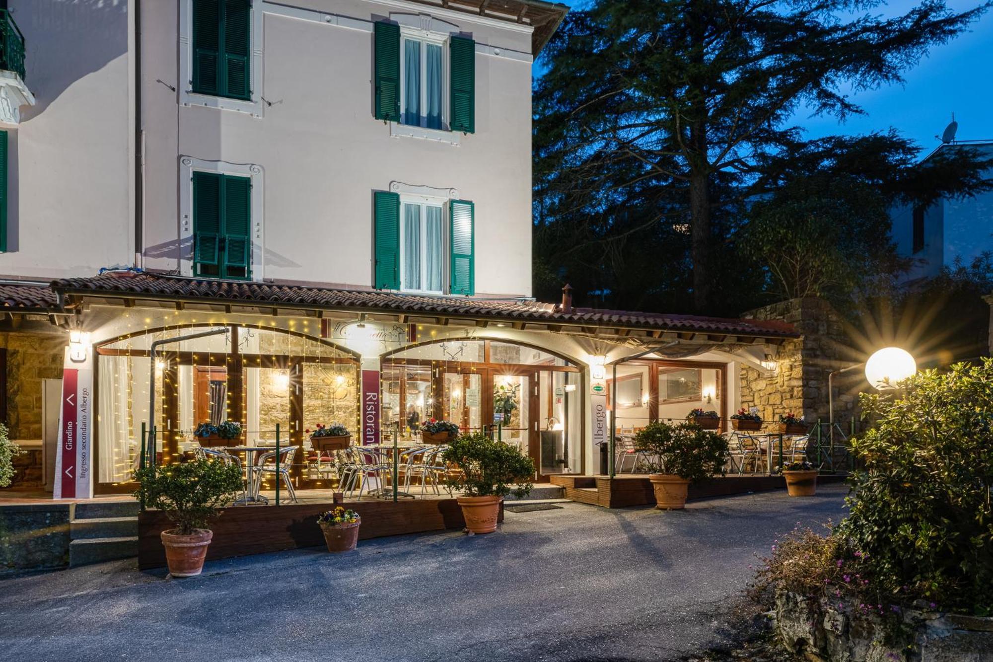 Hotel Ristorante Il Caminetto Diano Marina Exteriér fotografie